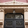 door to a brownstone in Brooklyn Heights